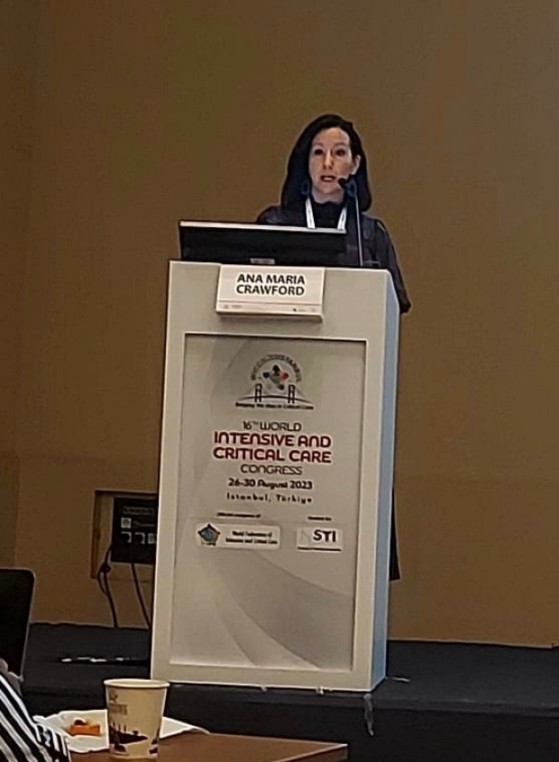 Dr. Crawford presenting at the World IIntensive and Critical Care Congress